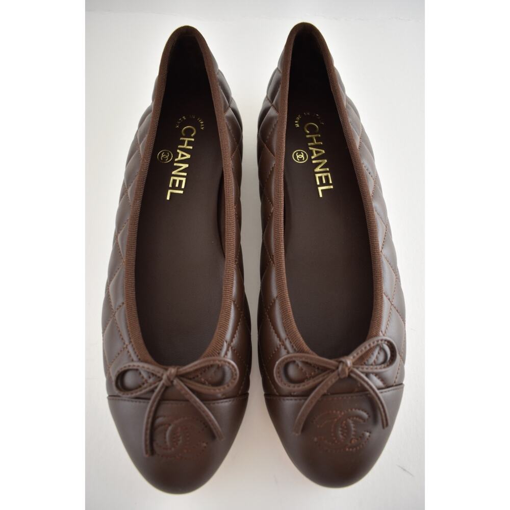 Chanel 26B Chocolate Dark Brown Lambskin Quilted CC Ballet Ballerina Flat 36.5 - Picture 10 of 16